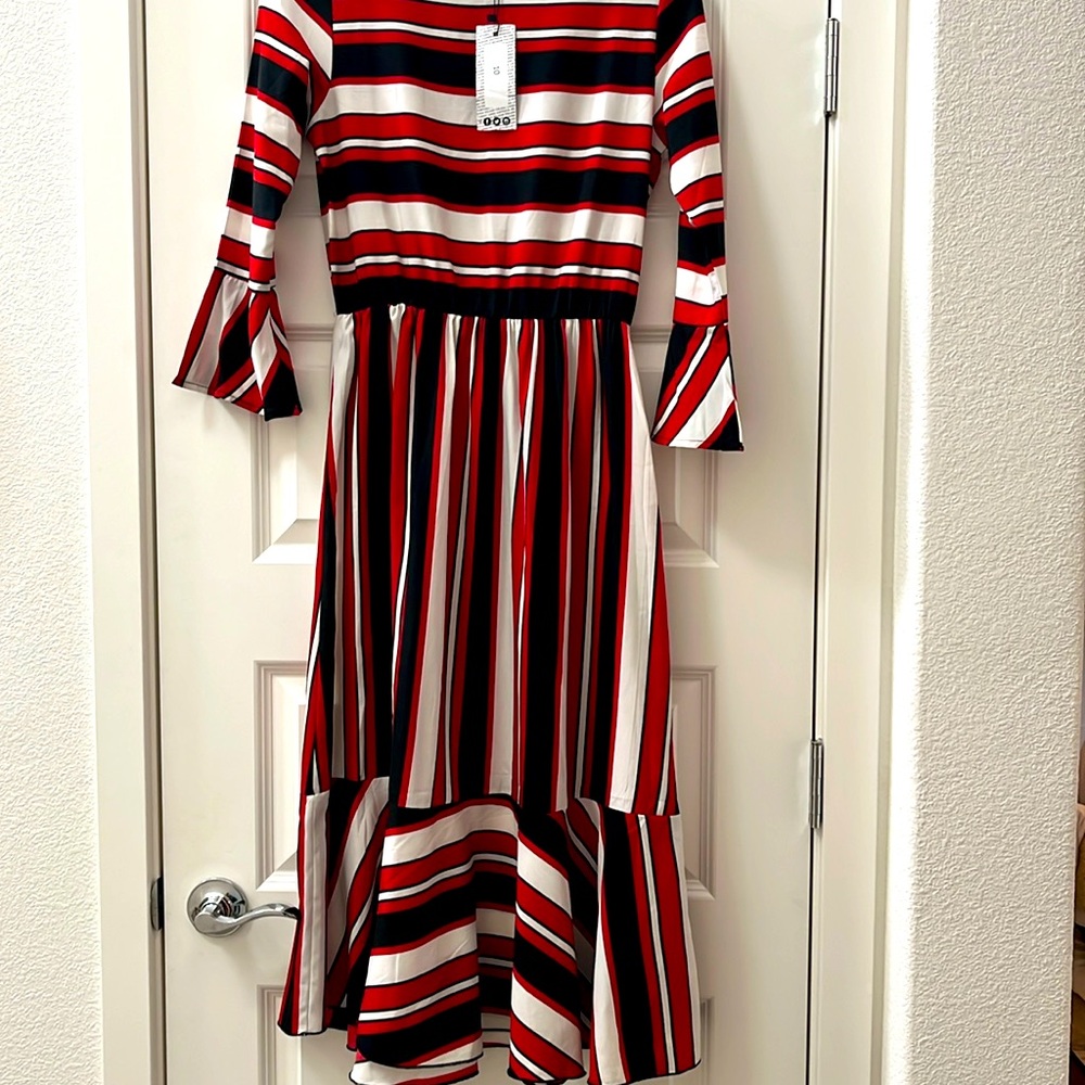 NWT Boohoo (ASOS) dress size 6